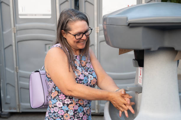 Best Construction site porta potty rental  in Wellington, FL